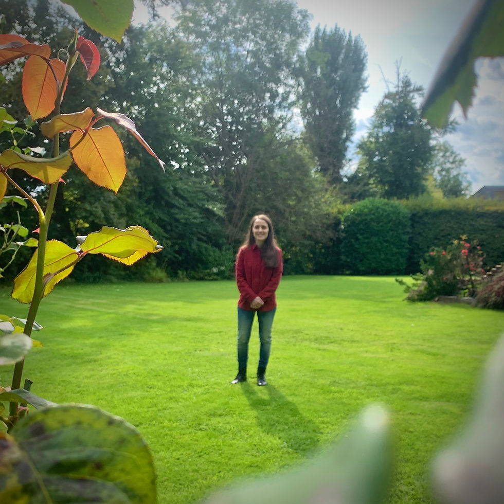 Anna Housesitting_Cherry Garth-02.jpg