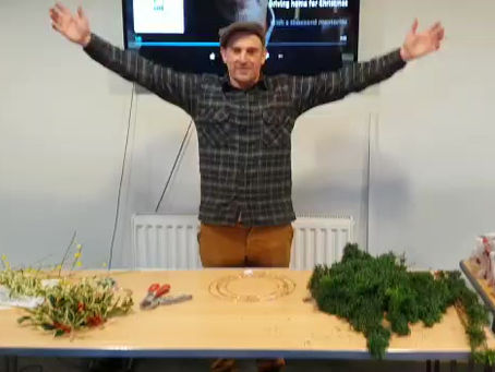 A thrifty Yorkshire mans guide to simple Christmas wreath making