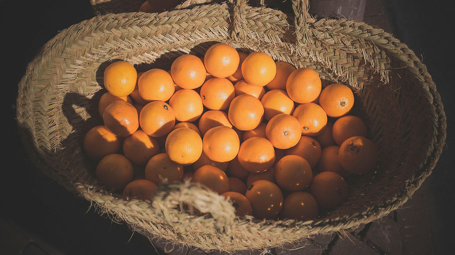 Canasta de naranja