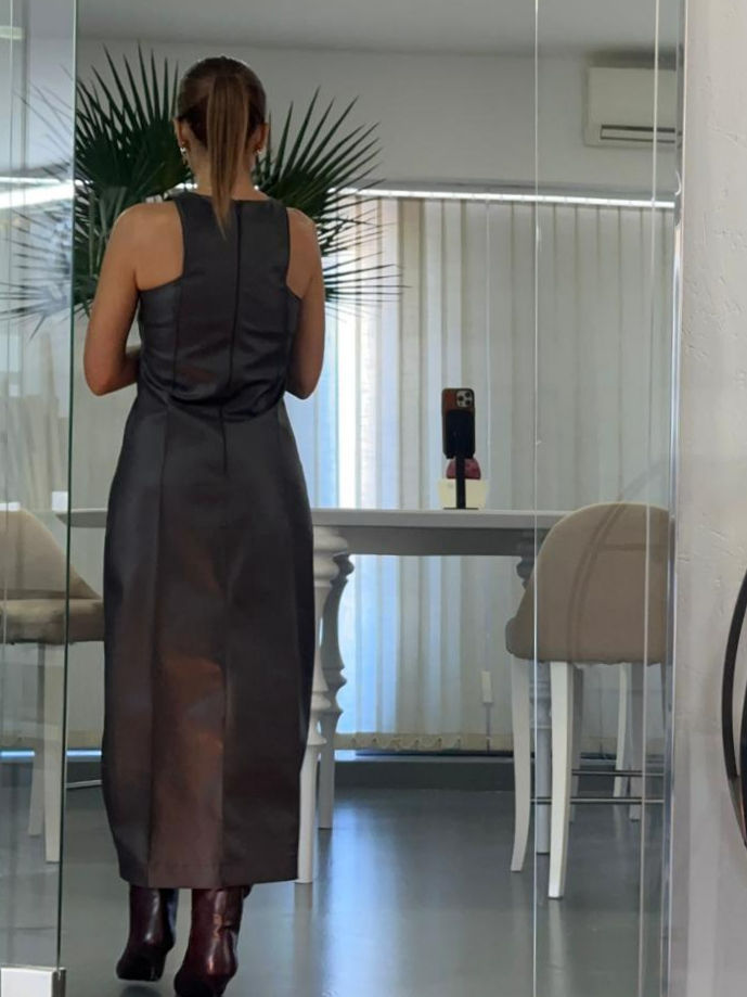 Miniatura: VESTIDO RETO ECOPELE CASTANHO