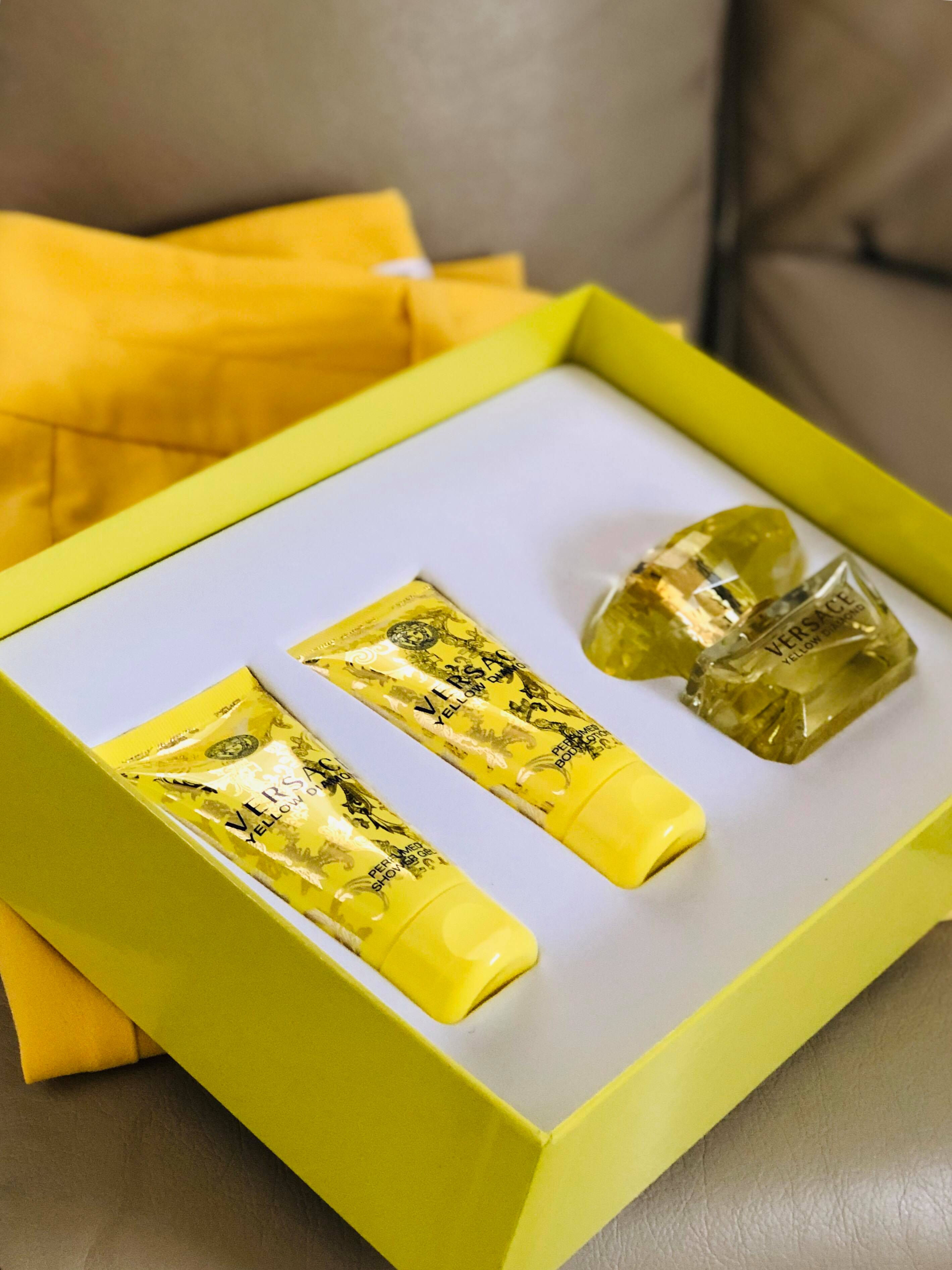 Versace Yellow Diamond 3 Piece Gift Set