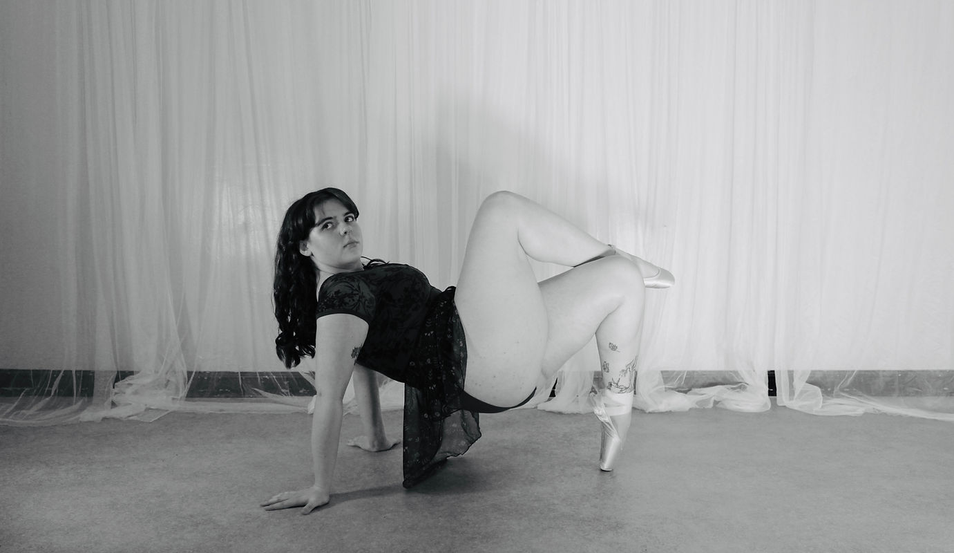 Sit back in the air leaning on arms black and white (pointe).JPEG