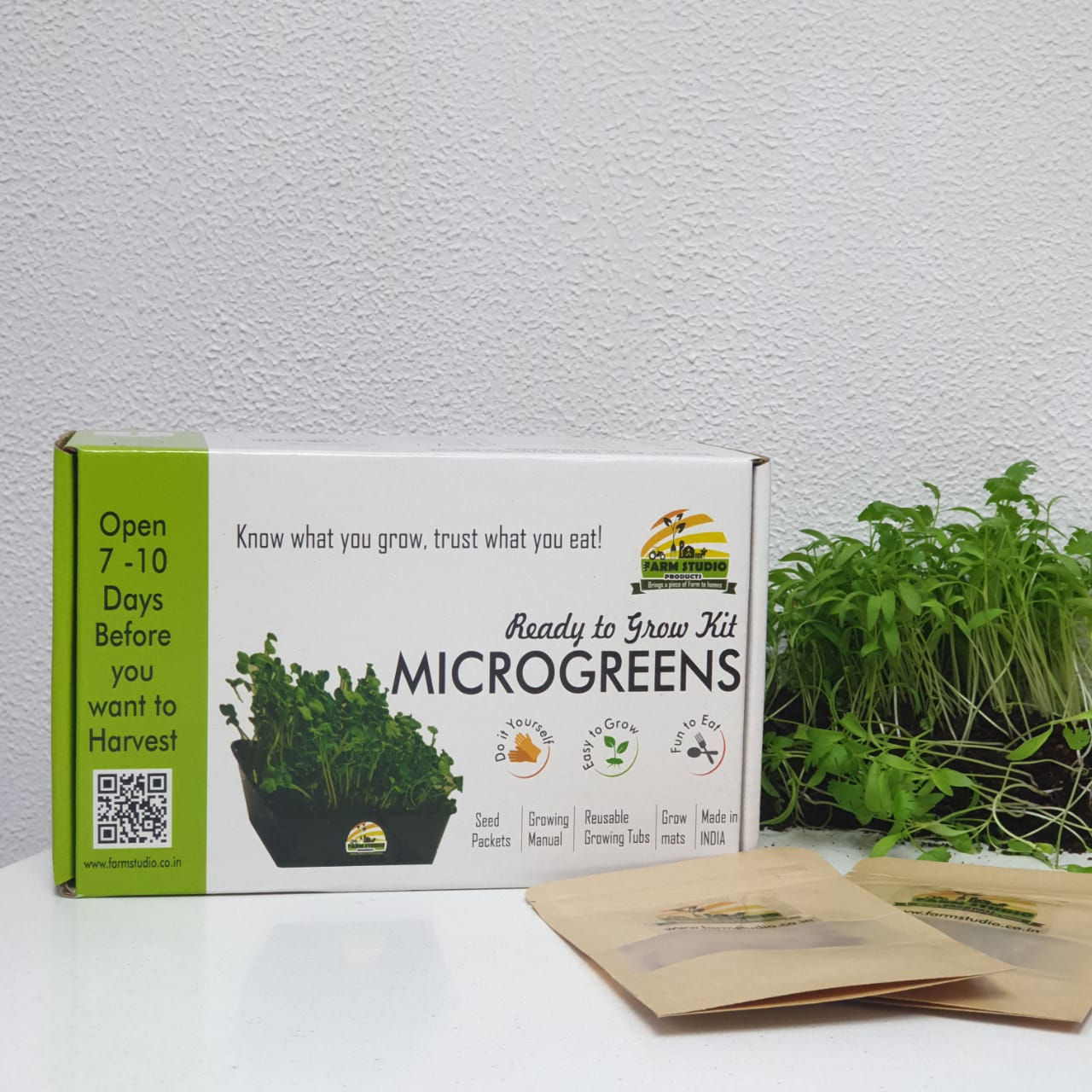 'Beginners' Ready to Grow Microgreen Kit- 4 HARVEST