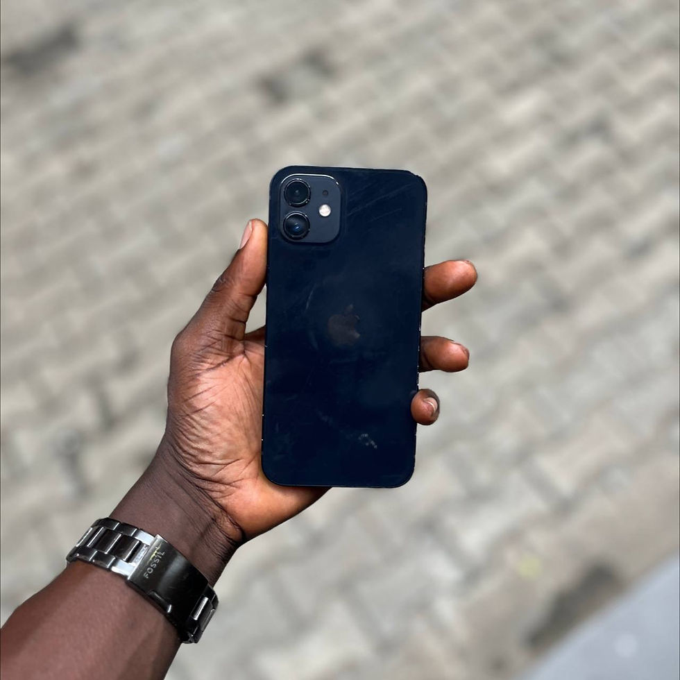 Official Apple iPhone Phonehubb Lagos, Nigeria