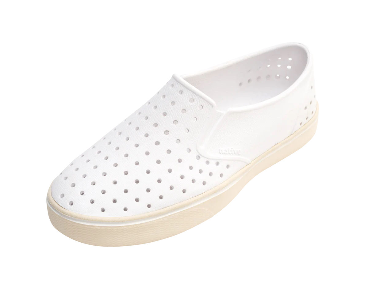 native / MILES WANDERFOAM™ / SHELL WHITE BONE WHITE