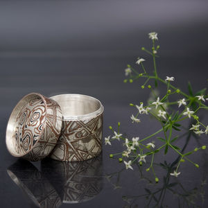 Mokumegane, Silber, Sterling, Kupfer, Shibuichi, Shakudo, handgeschmiedet, Pillendose, Dose, Silberschmiedearbeit, Kunsthandwerk, Schmiedekunst