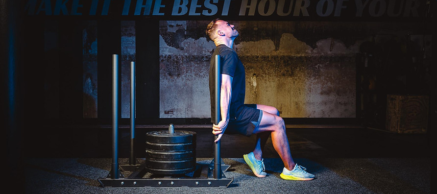 Indoor Action Hyrox - Sven Elijzen - Sled Push.jpeg