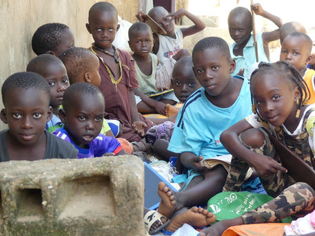 Le Sénégal : une Afrique noire haute en couleurs.