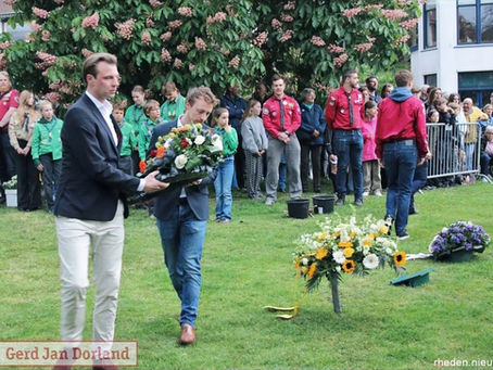 Tafelronde 104 legt krans tijdens Dodenherdenking 2026