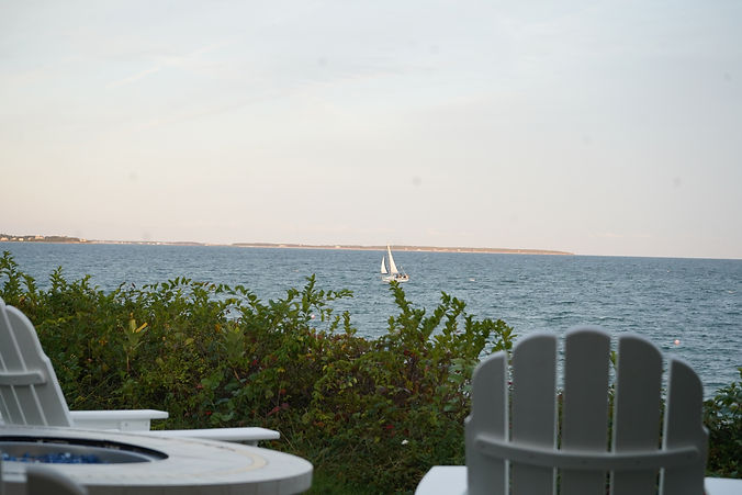 2025-09-15 18.33_edited.jpg