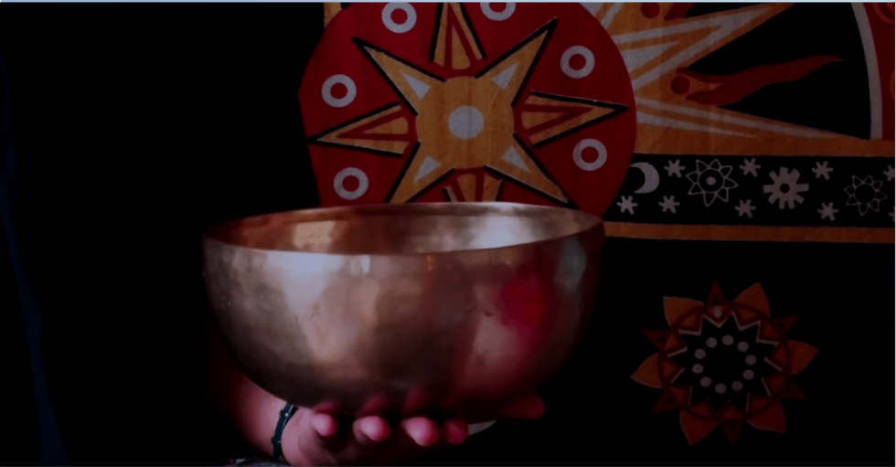 Singing Bowl - overlay.png
