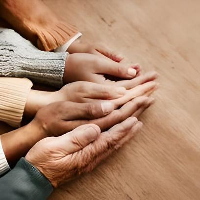 La Psychogénéalogie s’appuie sur l’idée que les traumatismes, conflits et non-dits d’une famille peuvent entraîner des troubles dans les générations suivantes, de différentes façons et de manières inconscientes.