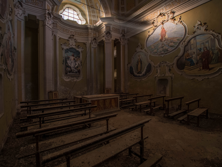 Chiesa giallo