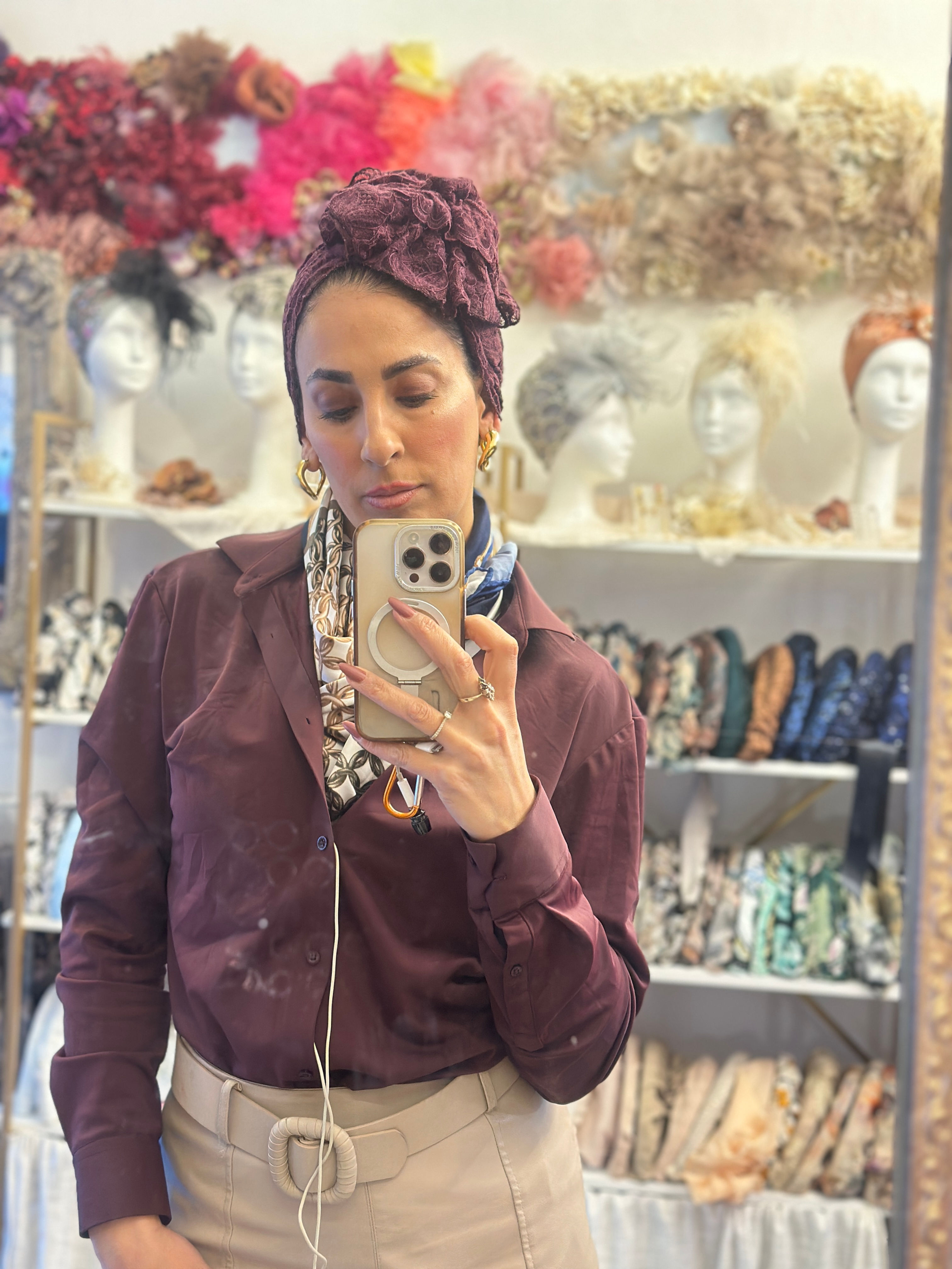 רדי פרח תחרה קטיפתי