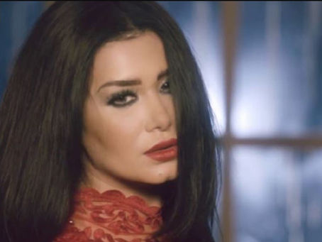 Clips : plonge dans l’univers visuel de Zikplay avec la chanteuse Daly