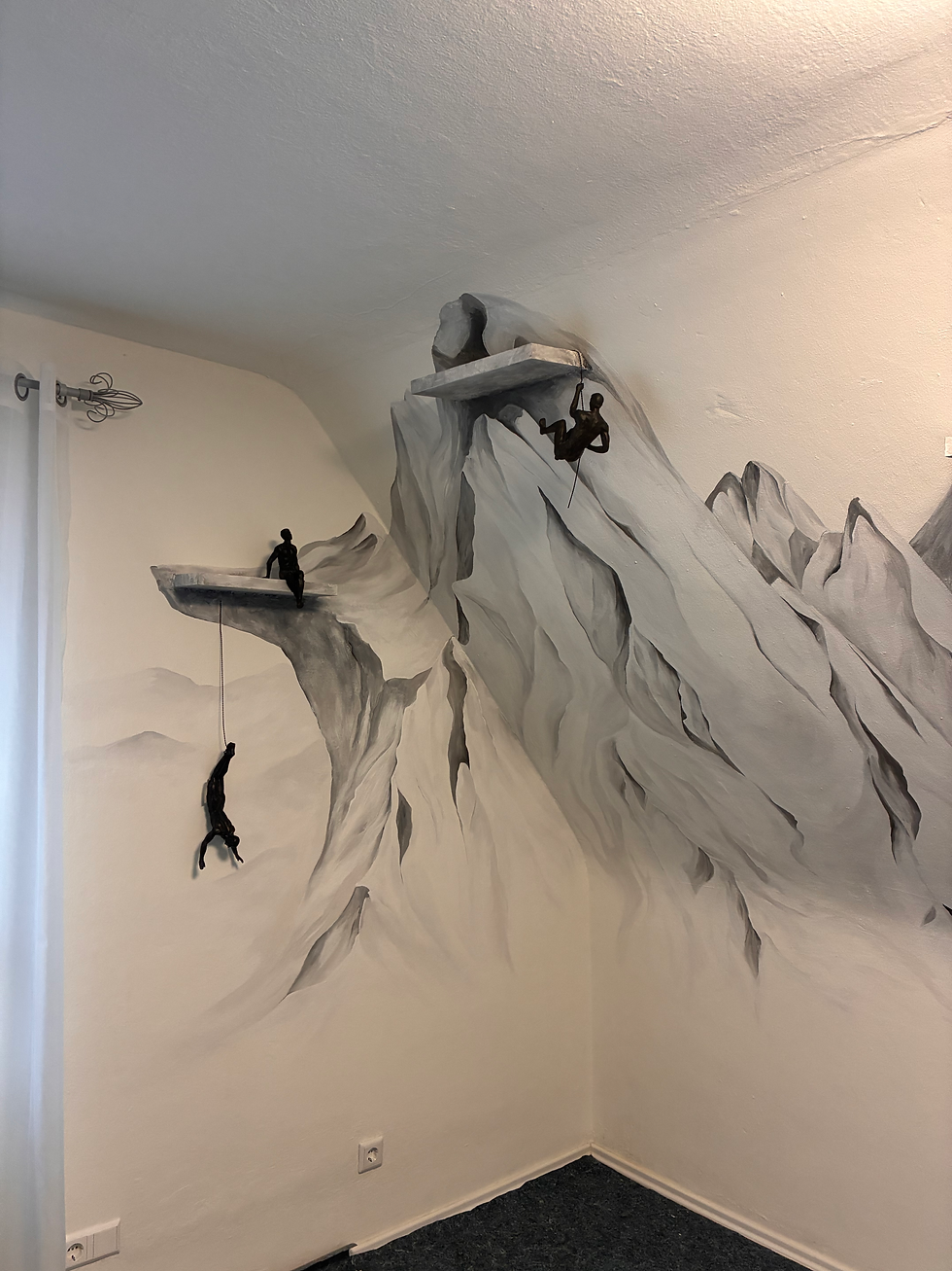 INNEN • PRIVAT • 70€-90€/㎡ • Wandfarbe (Acryldispersionsfarbe) • Pinsel