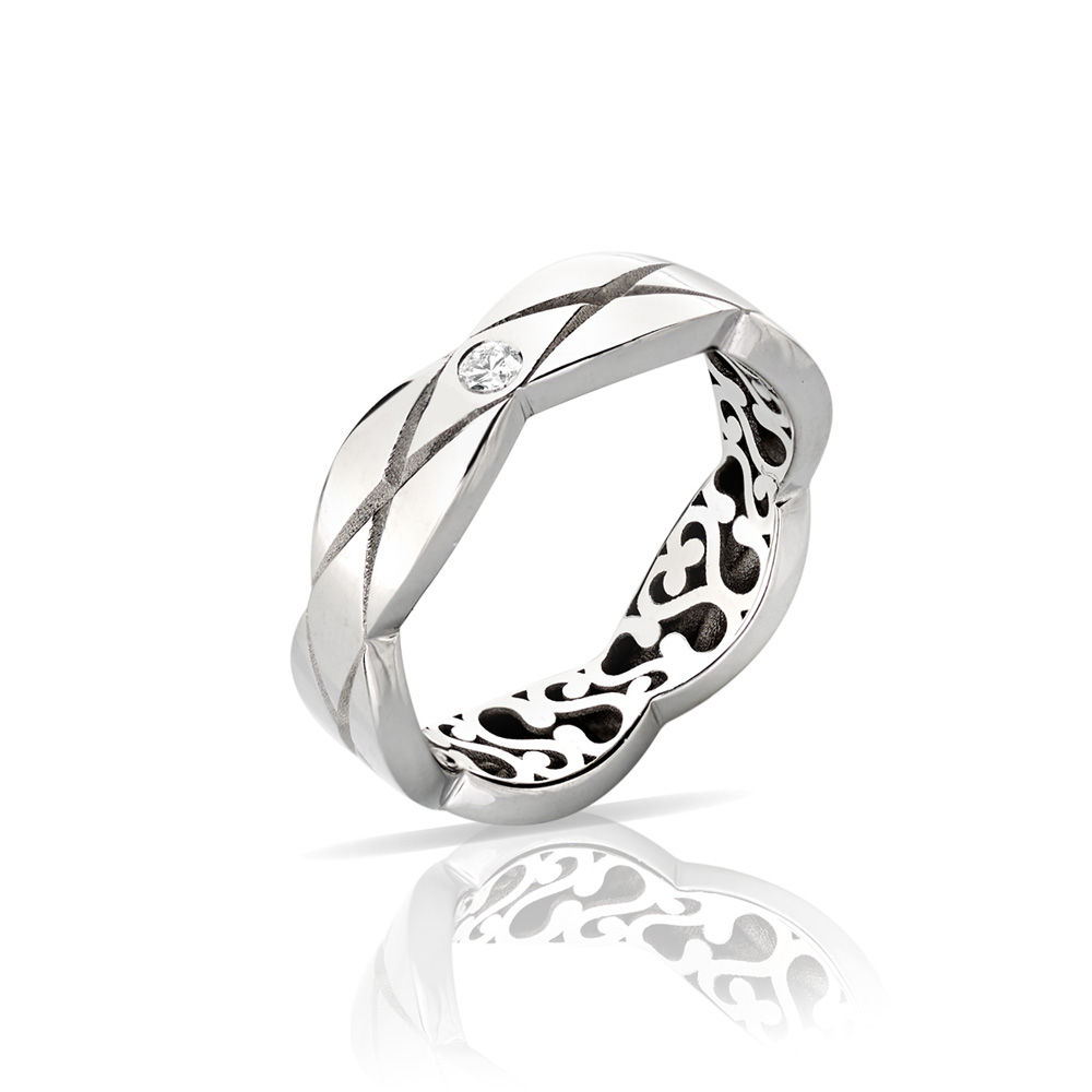 Anello in oro 18 kt e diamante 0,03 ct - Art 3037