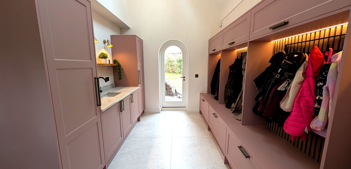 Two tone shaker kitchen in Wirral with cashmere and black cabinetry and Volturno quartz worktops