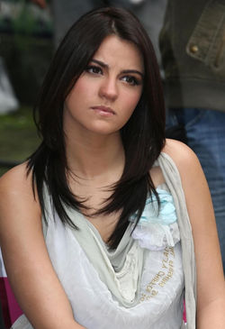 Maite-maite-perroni-27926705-1066-1560