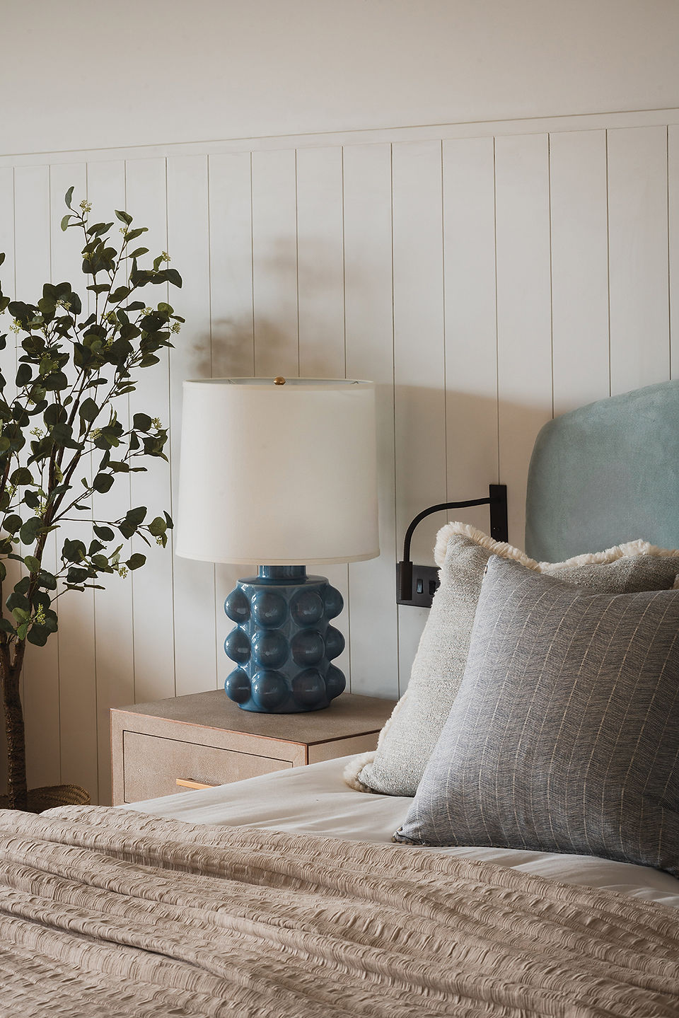 Nicola O’Mara luxury interior designer in Cornwall, Nicola O’Mara North Cornwall interior designer, Cornwall interior design studio Nicola O’Mara, High-end Cornish coastal interior designer, Luxury coastal interior design Cornwall, Calm coastal living room interior Cornwall, Luxury open-plan kitchen diner Cornwall, Light-filled coastal bedroom North Cornwall, Neutral coastal colour palette Cornwall, Layered textures natural materials Cornwall home, Bespoke joinery Cornish renovation, Contemporary coastal staircase interior Cornwall, Relaxed coastal family living space sea views, Cornish clifftop home interior design, Elegant modern coastal bathroom Cornwall, Luxury coastal home near Fowey interior, Sea-view living room near Fowey, New-build coastal property above cove near Fowey, Contemporary coastal interiors Fowey sea views, Five-year new-build interior design project Cornwall, Nicola O’Mara with interior design clients Cornwall, Interior designer collaborating with architects Cornwall, Holistic interior design considering light space materials, Intuitive interior designer Cornwall, Timeless interior design reflecting Cornish homeowners, Luxury interior designer for second homes in Cornwall, High-end interior design for holiday homes Cornwall, Cornwall interior designer specialising in coastal renovations, Timeless bespoke interiors Cornish coastal properties, Interior designer for new-build coastal homes Cornwall, interior designer Cornwall, Cornwall interior design, Cornish coastal interiors, coastal interior design, luxury interior design Cornwall, Cornwall luxury homes interiors, Cornwall holiday home interior design, second home interior design Cornwall, bespoke interiors Cornwall, modern coastal interiors, timeless coastal interiors, contemporary Cornish interiors, seaside home interior design, South West England interior designer, luxury property interiors Cornwall, open-plan living Cornwall, light and airy interiors, neutral interior colour palette, natural materials interior design, high-end residential interior design