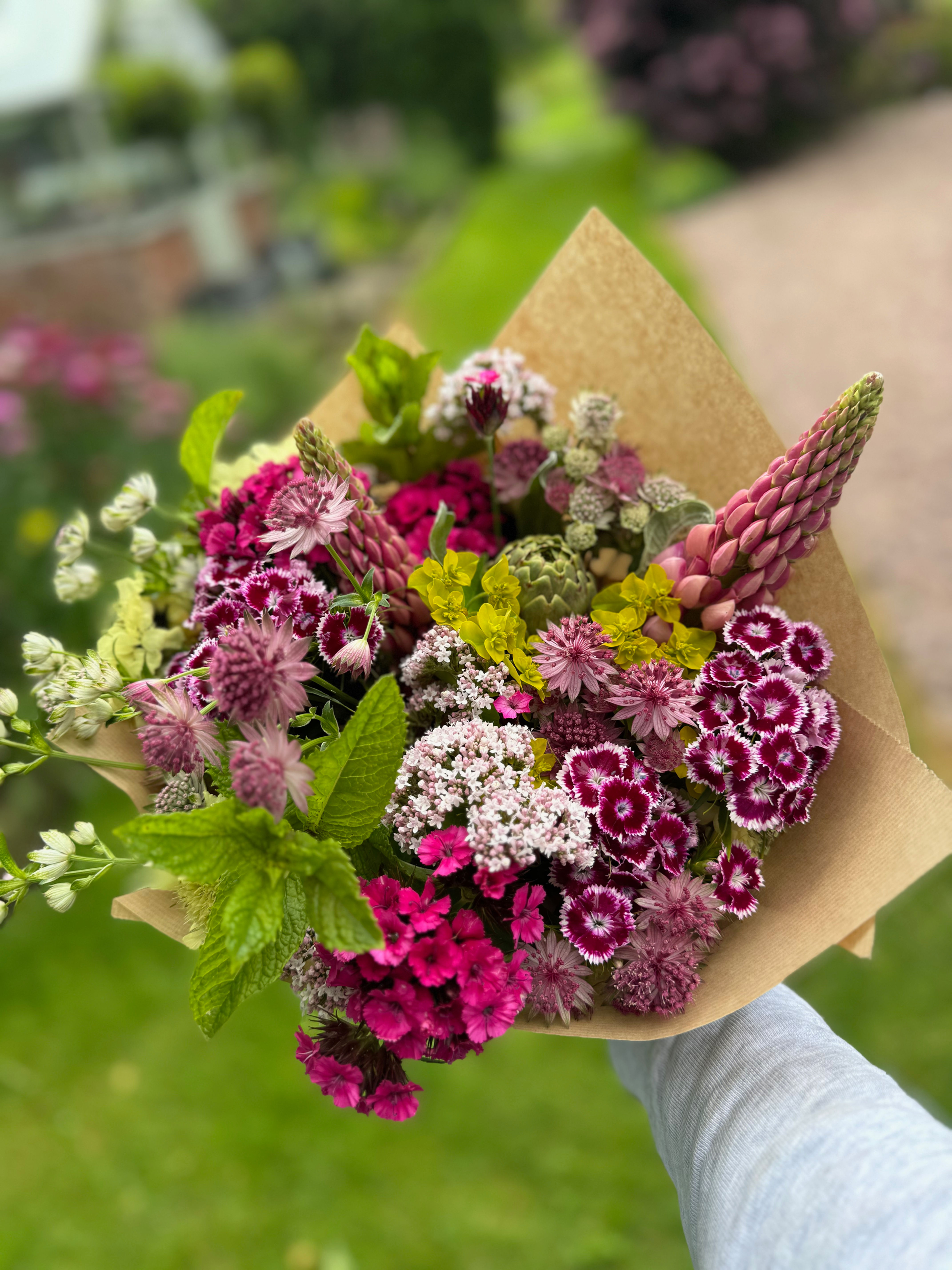 Large seasonal bunch