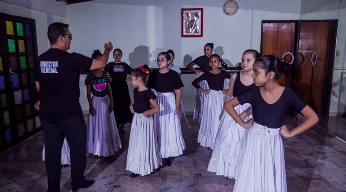collaboration with renowned Venezuelan dancer, choreographer, Licensed Director of the Bolivar State Folkloric Foundation, and Executive Director of Danzas Yacambu Foundation, Professor Ivan David Valderrama Hernandez.