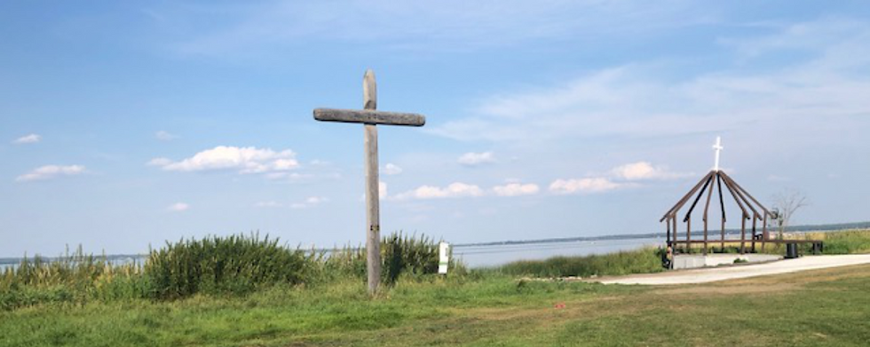 Site Image Lake and Rugged Cross.png