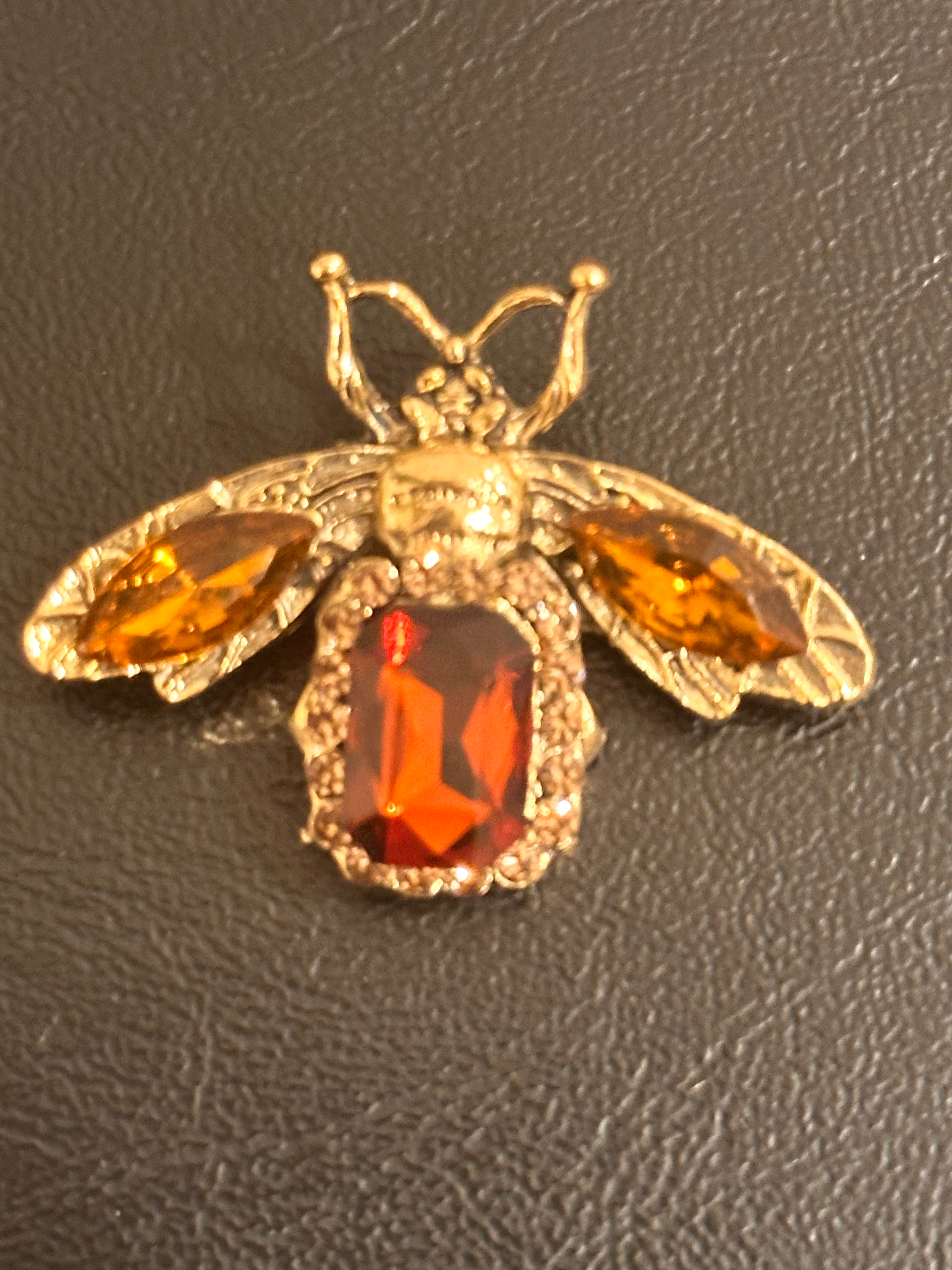 Amber Queen Bee