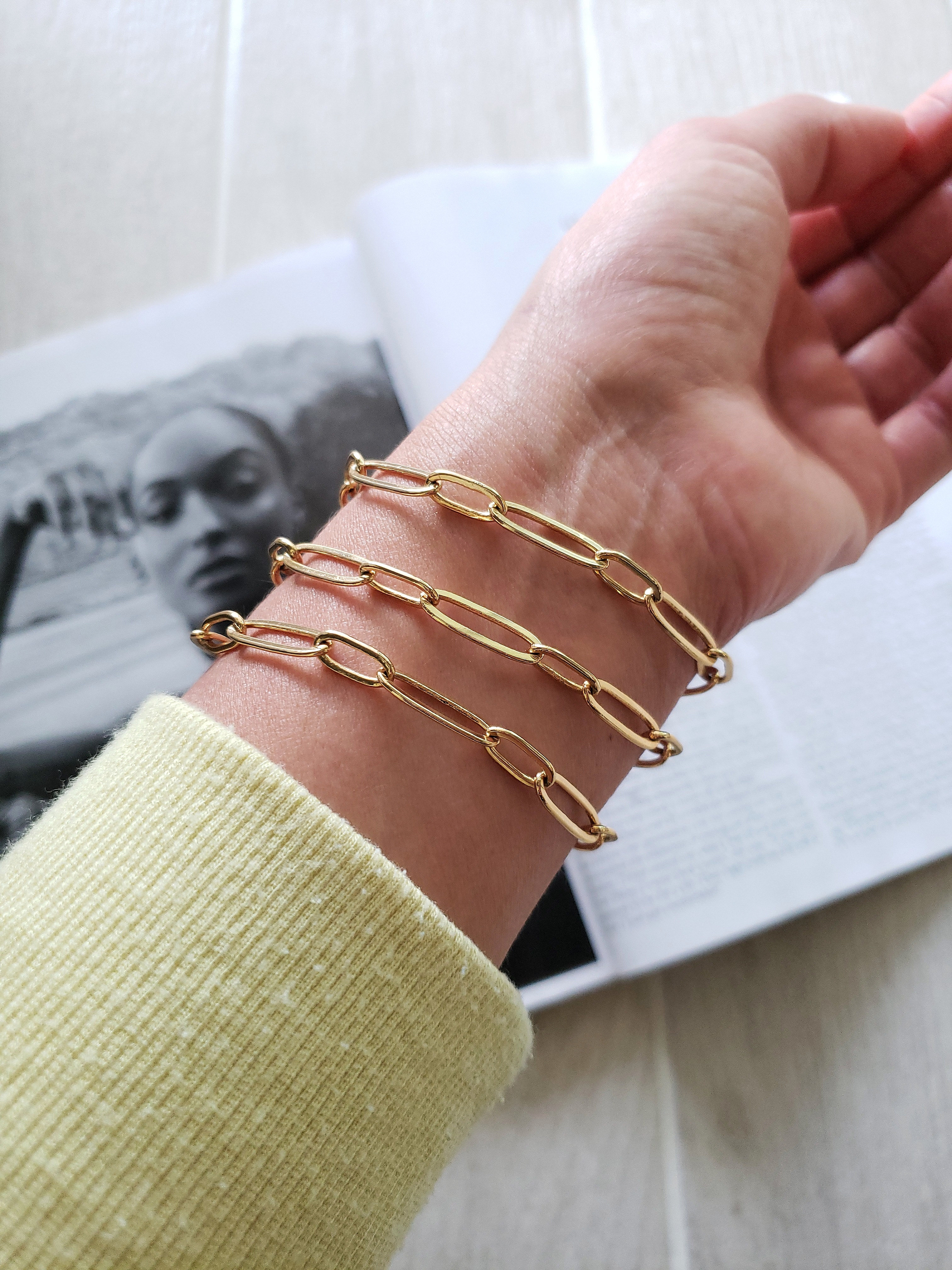 Gold Carabiner Lock Bracelet | Éveillé 