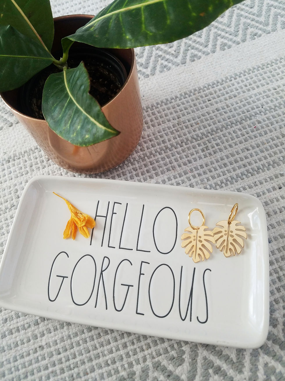 Thumbnail: Gold Monstera Hoops