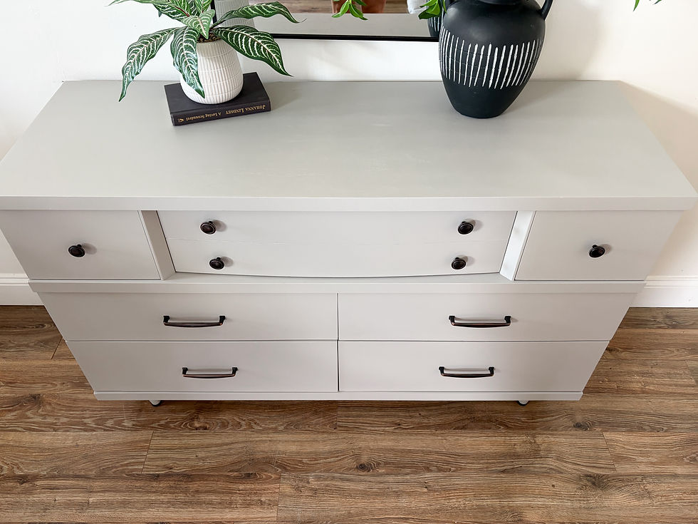 Thumbnail: Cayman Dresser 