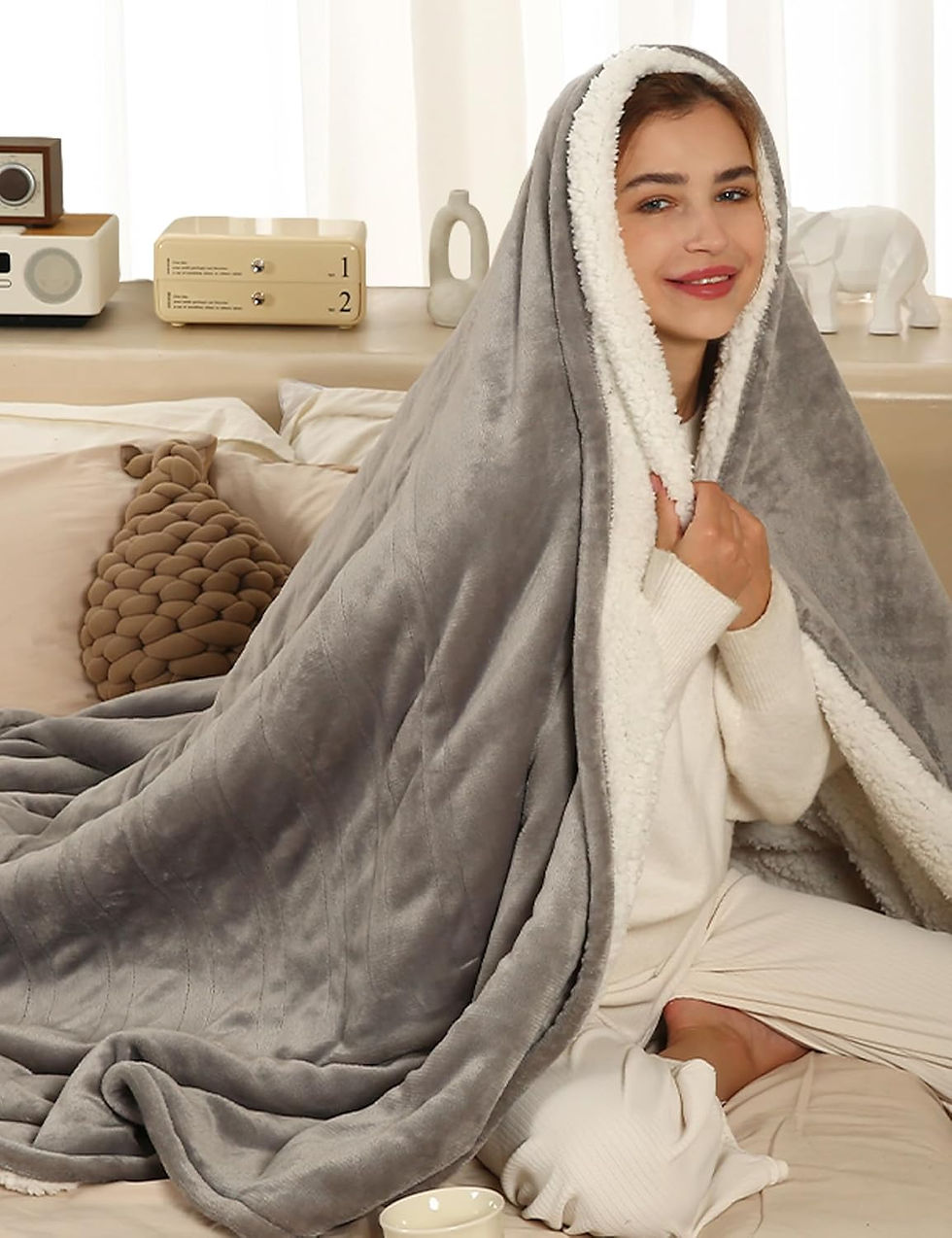 Thumbnail: Electric Throw Blanket Heated Blanket Throw with 5 Heating Levels & 4 Hours Aut