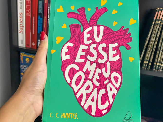 Eu e esse meu coração: um livro pra ganhar um espaço no seu coração