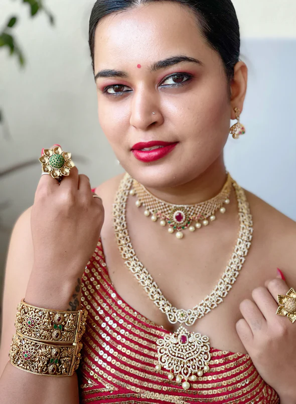 Necklace full deals set
