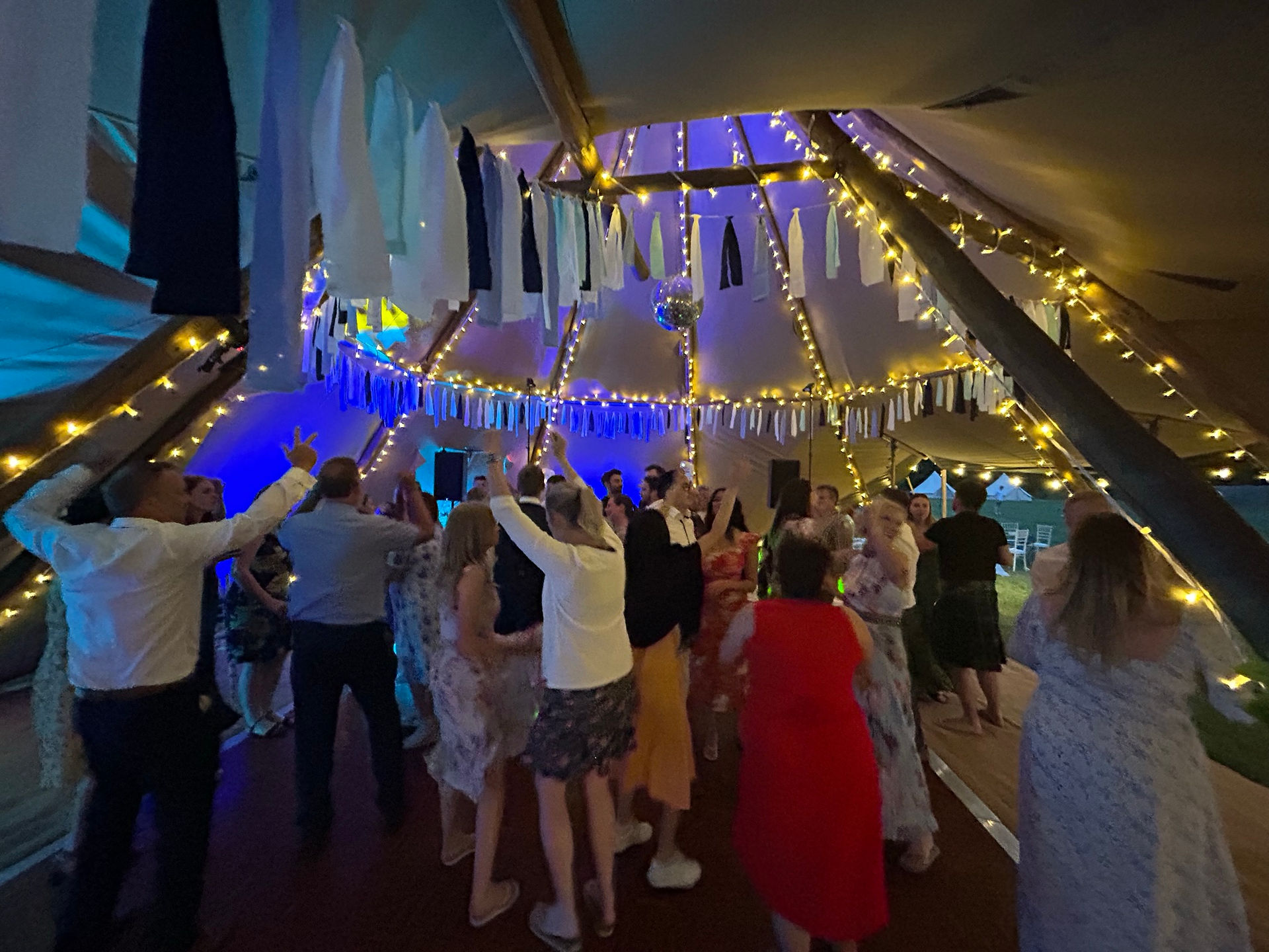 Alcott Weddings Venue  DJ Ollie Clarke