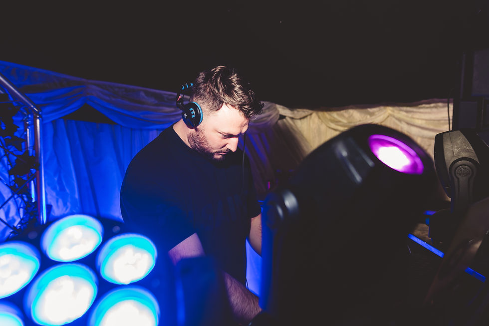 DJ Ollie Clarke Corporate DJ