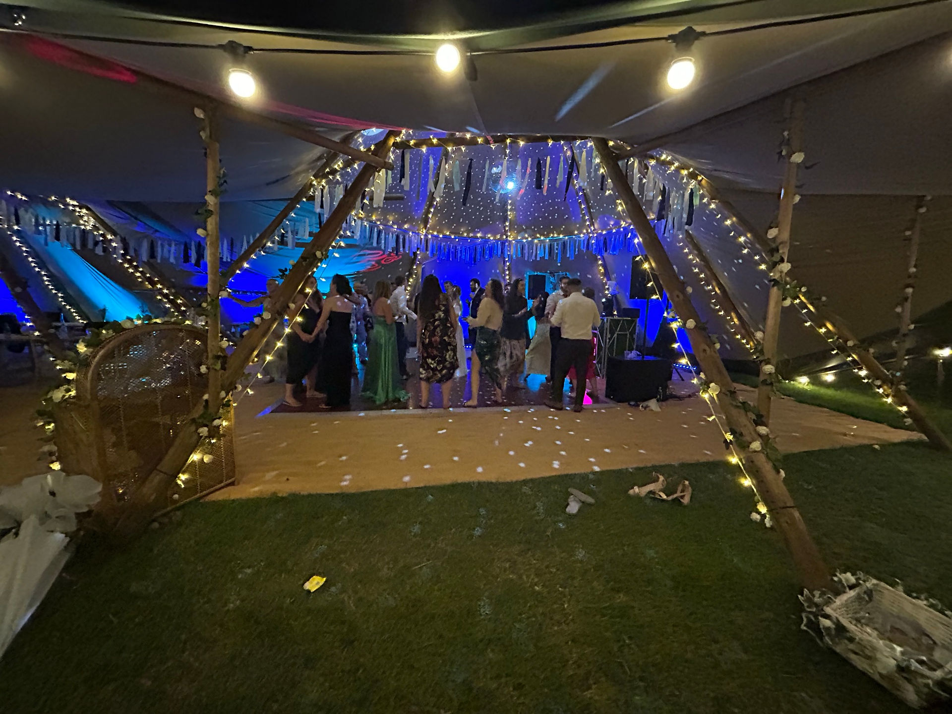 Alcott Weddings Venue  DJ Ollie Clarke