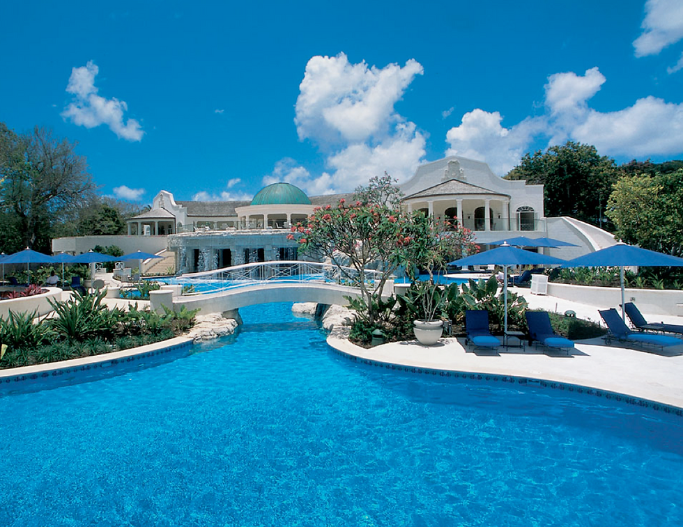 pool and spa building