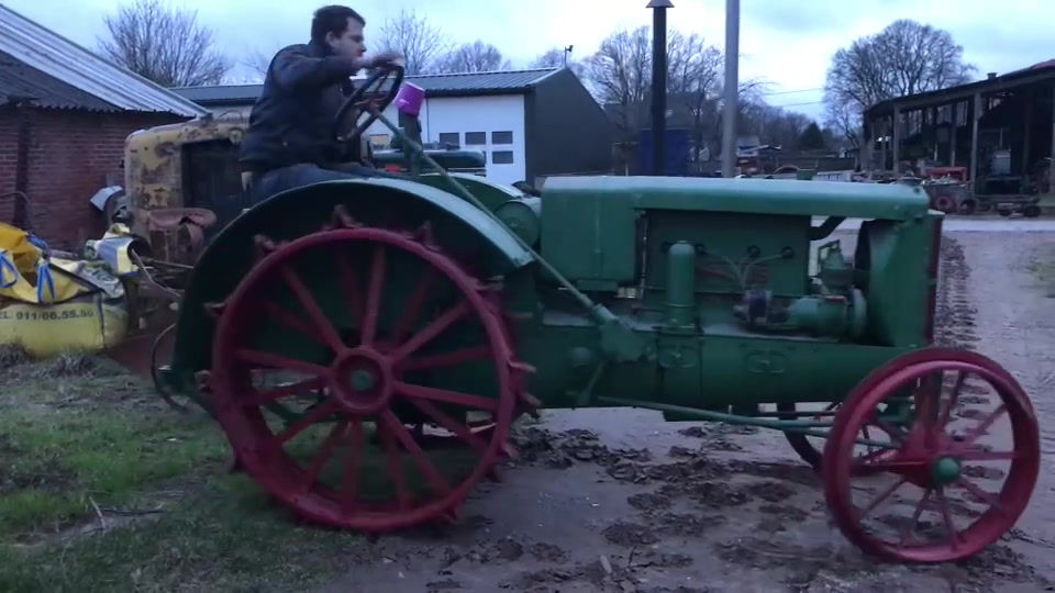 Thumbnail: Wallis 12-20 also known as Massey-Harris 12-20