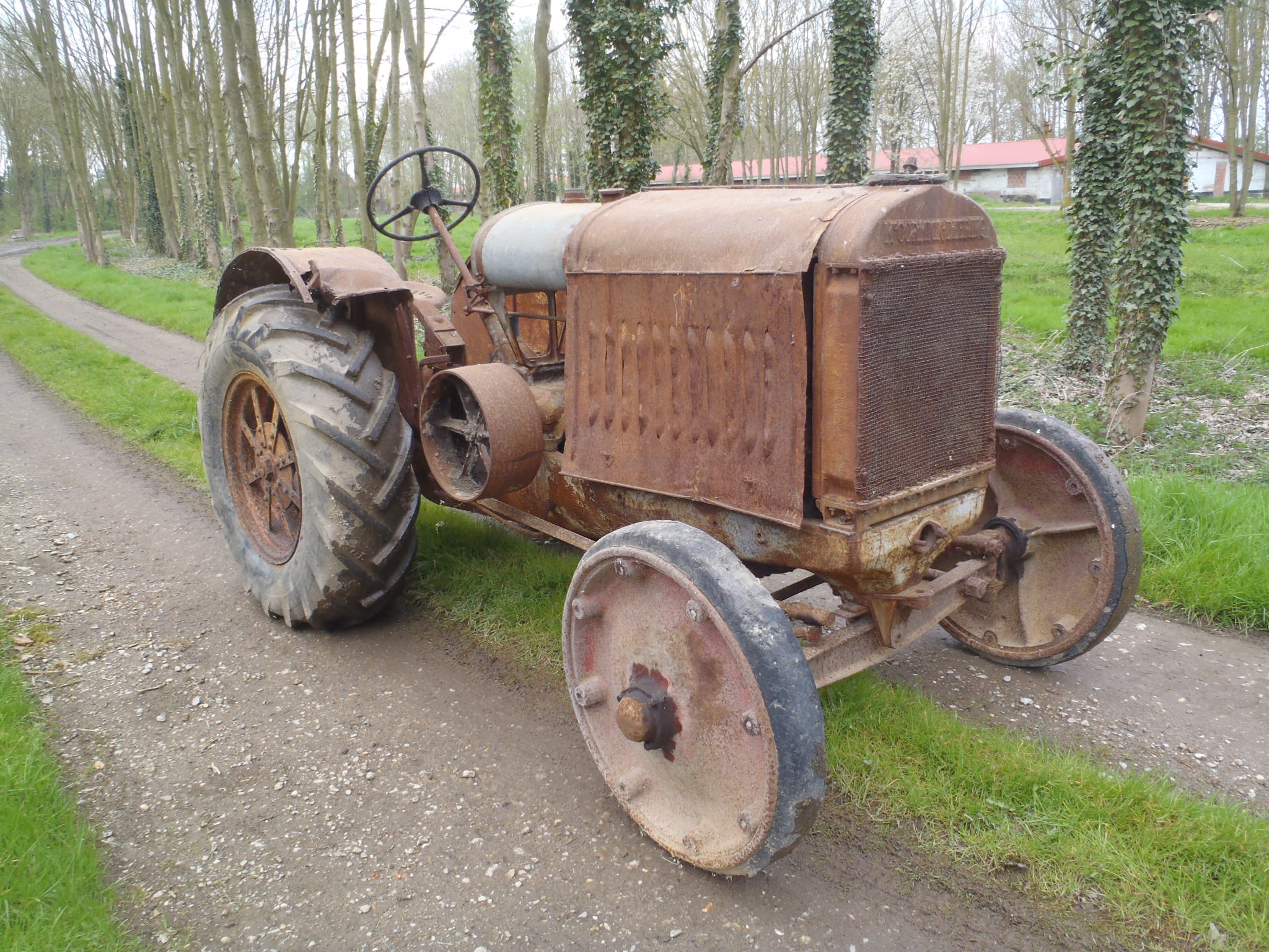 1924 IH Deering 10-20