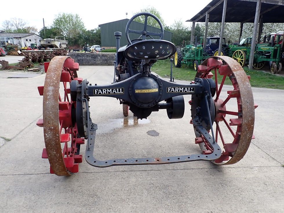 Thumbnail: International Farmall  Regular on skeleton 1927