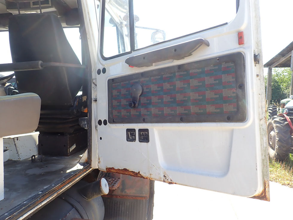 Miniatura: Mercedes Unimog U1550 L37 2004 Double Cab