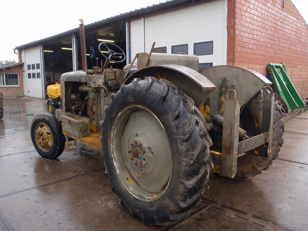 Miniature : Seaman Tractor 4 cylinder Detroit 1955