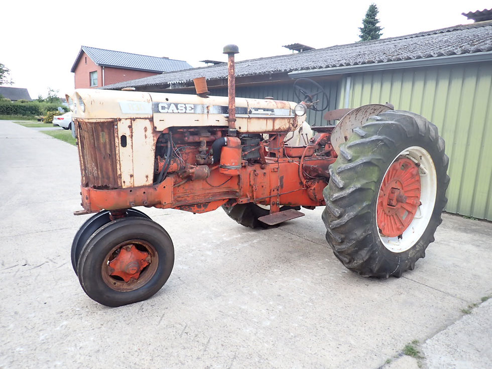Miniatura: Case 830 row crop 1961