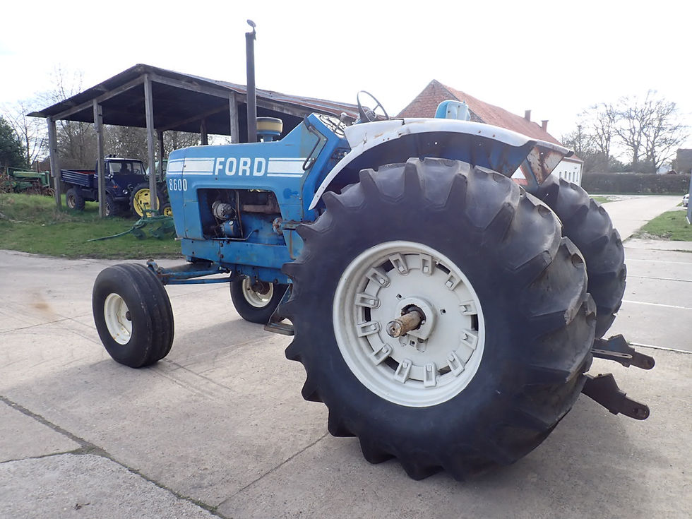 Thumbnail: Ford 8600 open station 1974