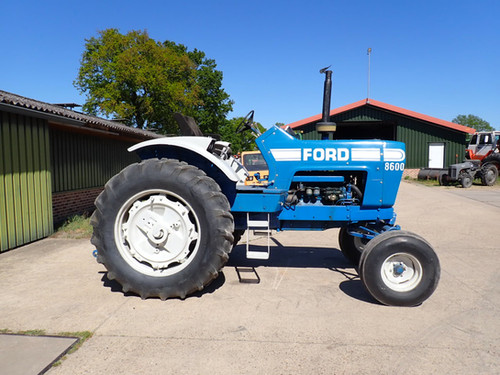 Ford 8600 Turbo open station 1974 | happyoldiron