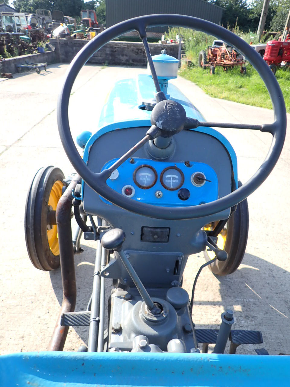 Miniatura: Landini R3000 1965, 1 Family owned with parts tractor