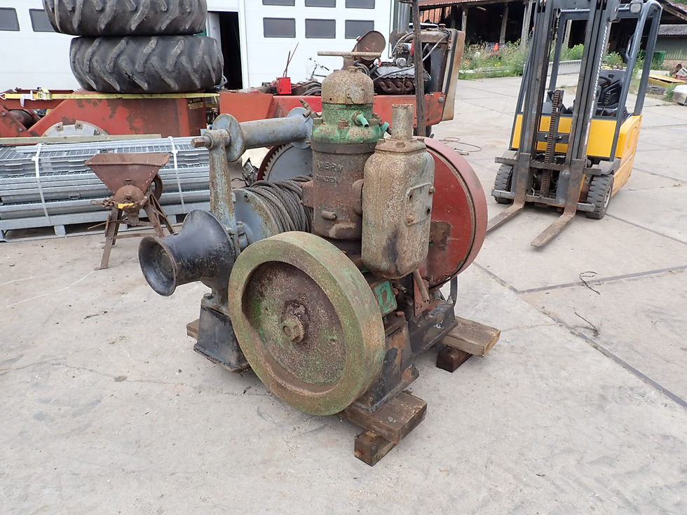 Thumbnail: Vänern 7-10 HP Hot bulb winch engine from the 30's