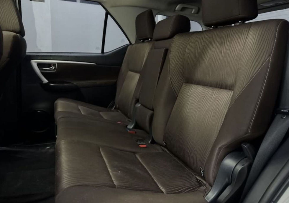 Thumbnail: 2019 TOYOTA FORTUNER 2.4 G A/T AUTOMATIC DIESEL 4X2 FRESH INSIDE AND OUT! FLAWLE