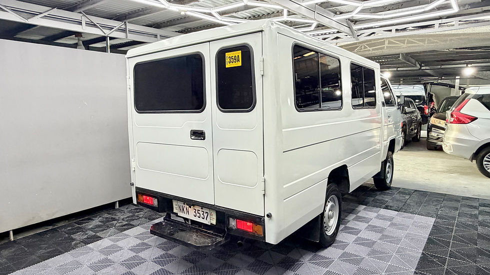 Thumbnail: 2025 MITSUBISHI L300 FB EXCEED 2.2 CRDi M/T DIESEL LIKE BNEW